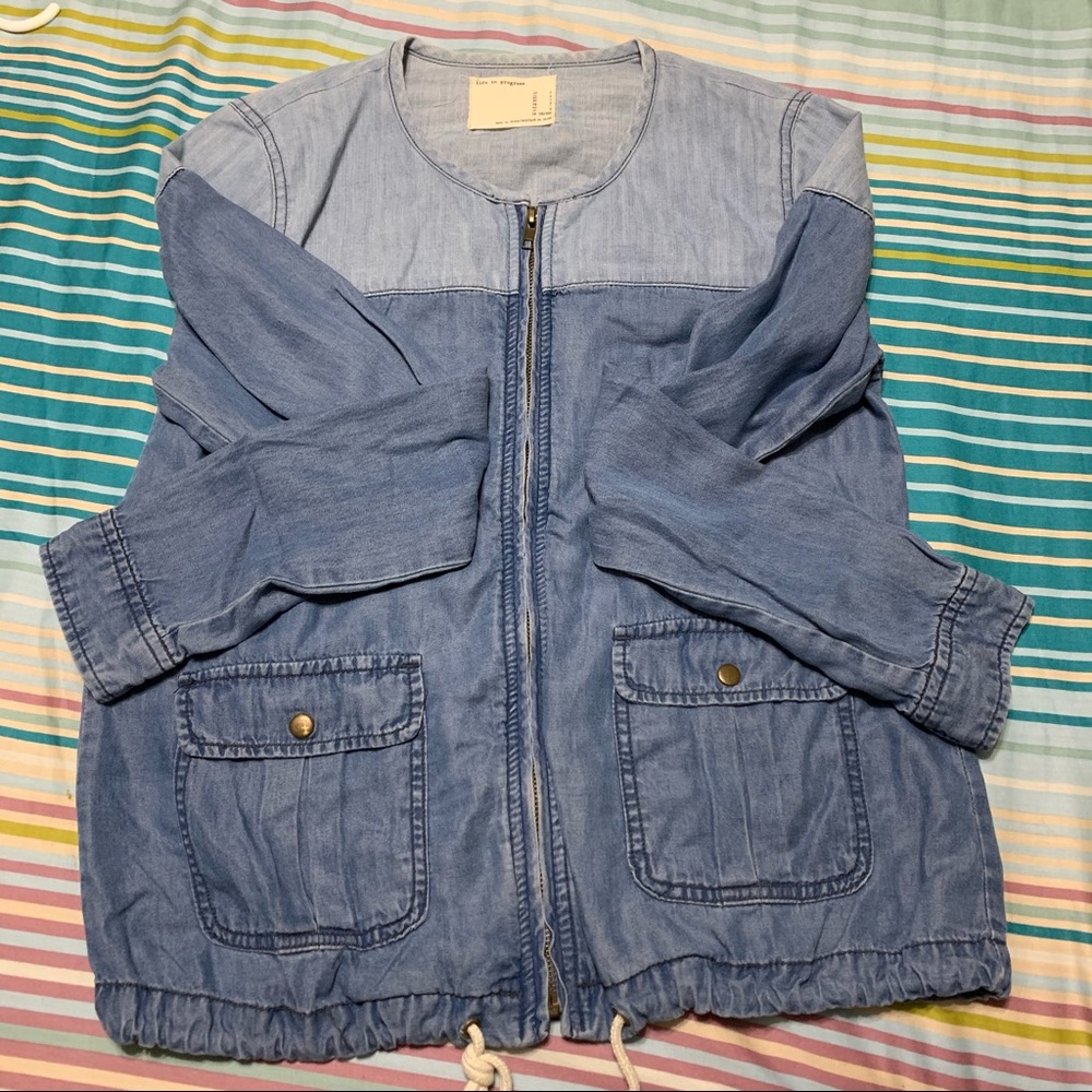 Coat - Picture 3 of 6